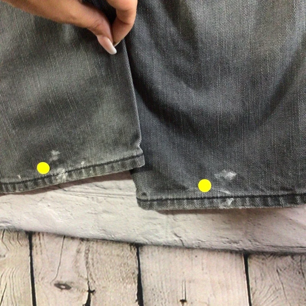 Levis 513 Black Jeans Mens‎ Sz 38X32 Flaws